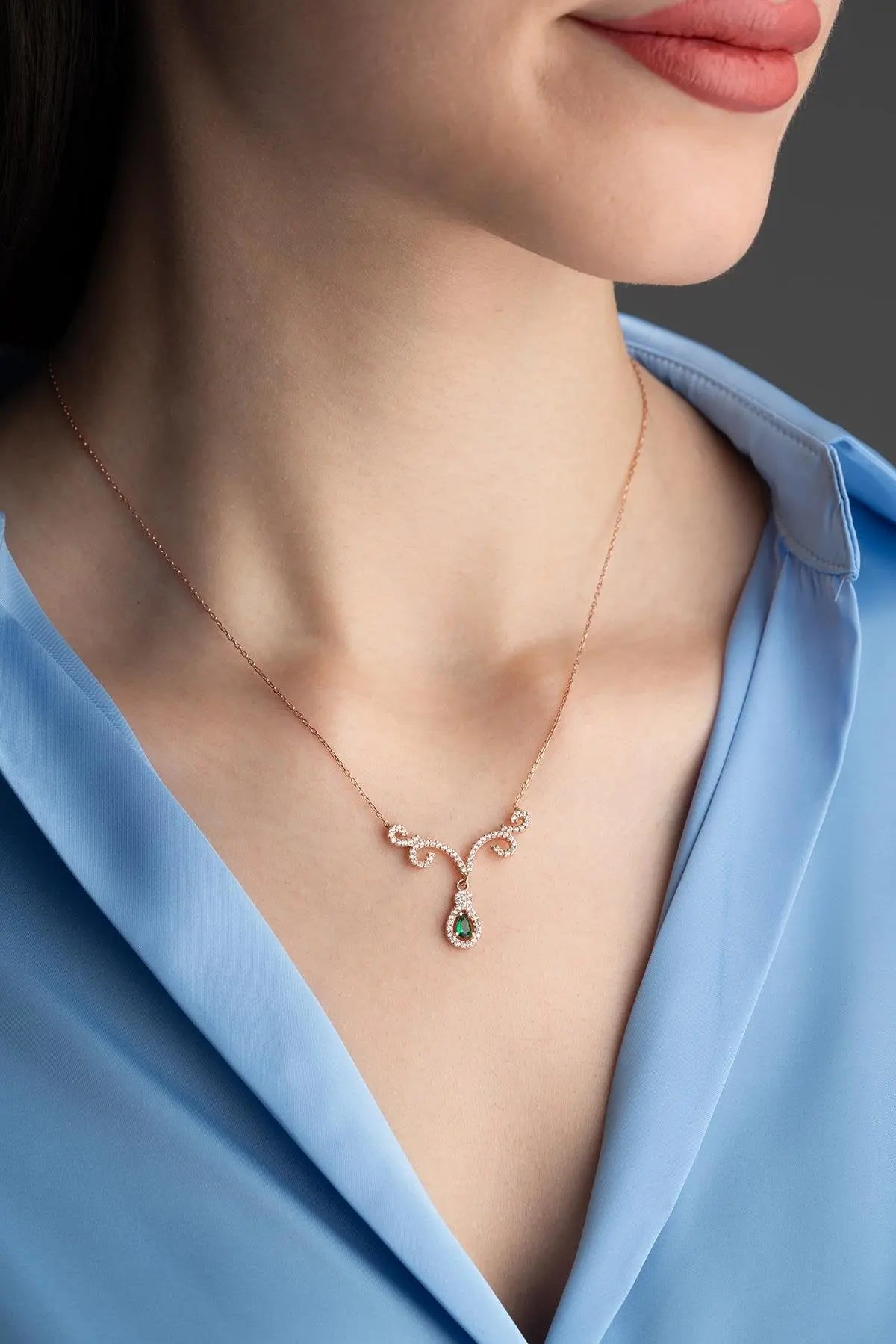 Green Zircon Authentic Motif Necklace Sterla jewelry