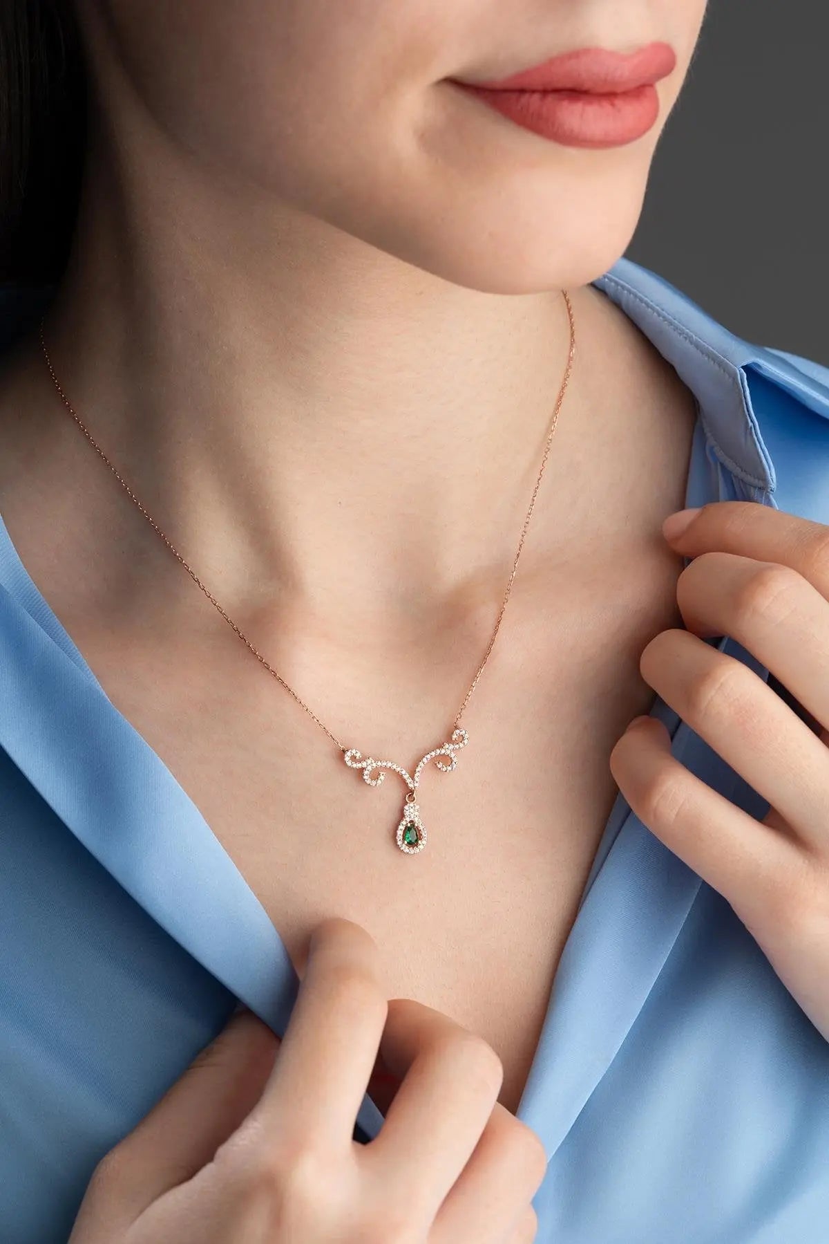 Green Zircon Authentic Motif Necklace Sterla jewelry