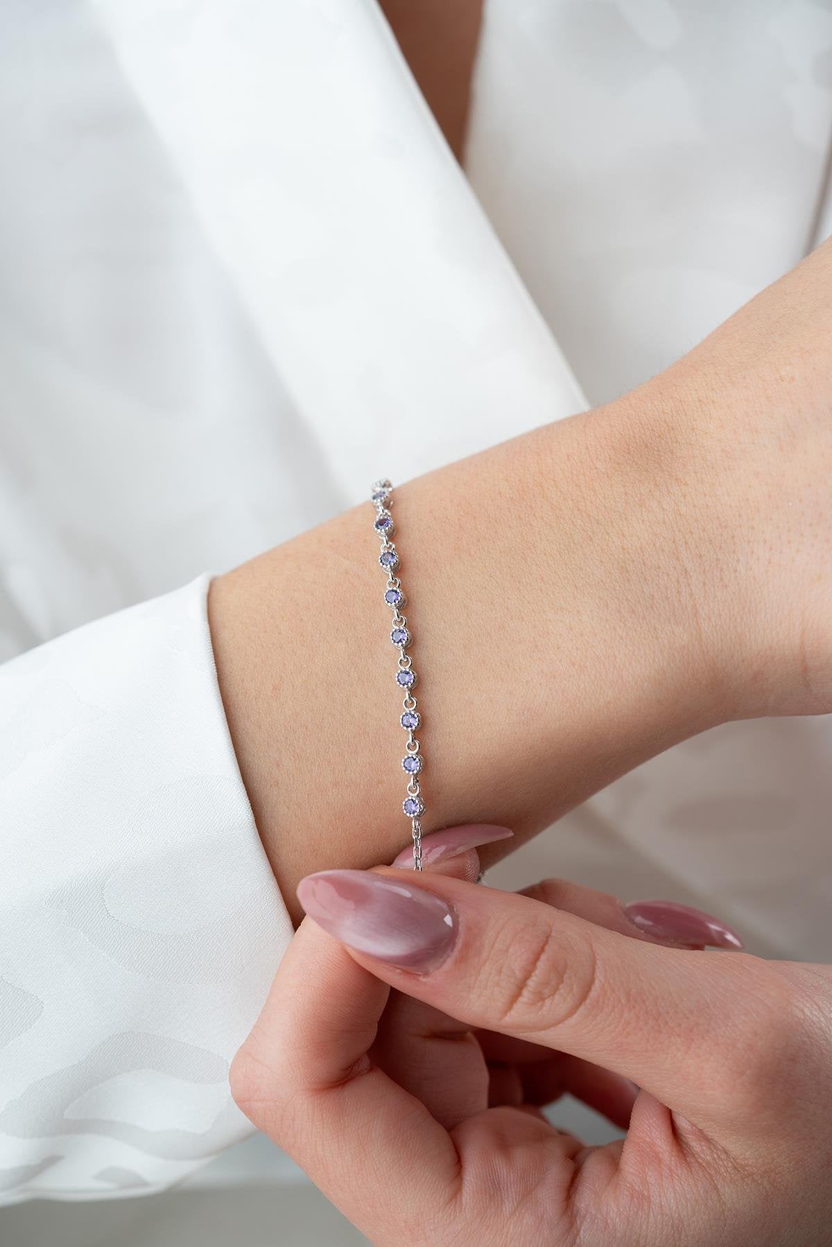 Amethyst Glow Bracelet