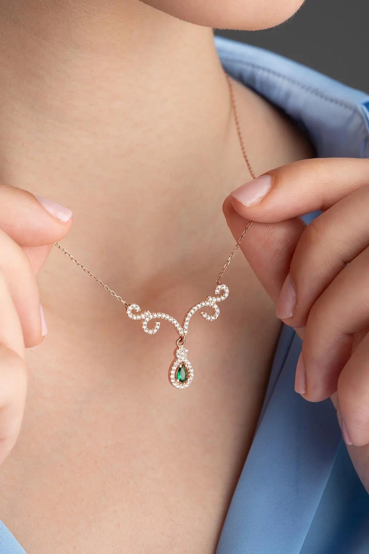 Green Zircon Authentic Motif Necklace Sterla jewelry