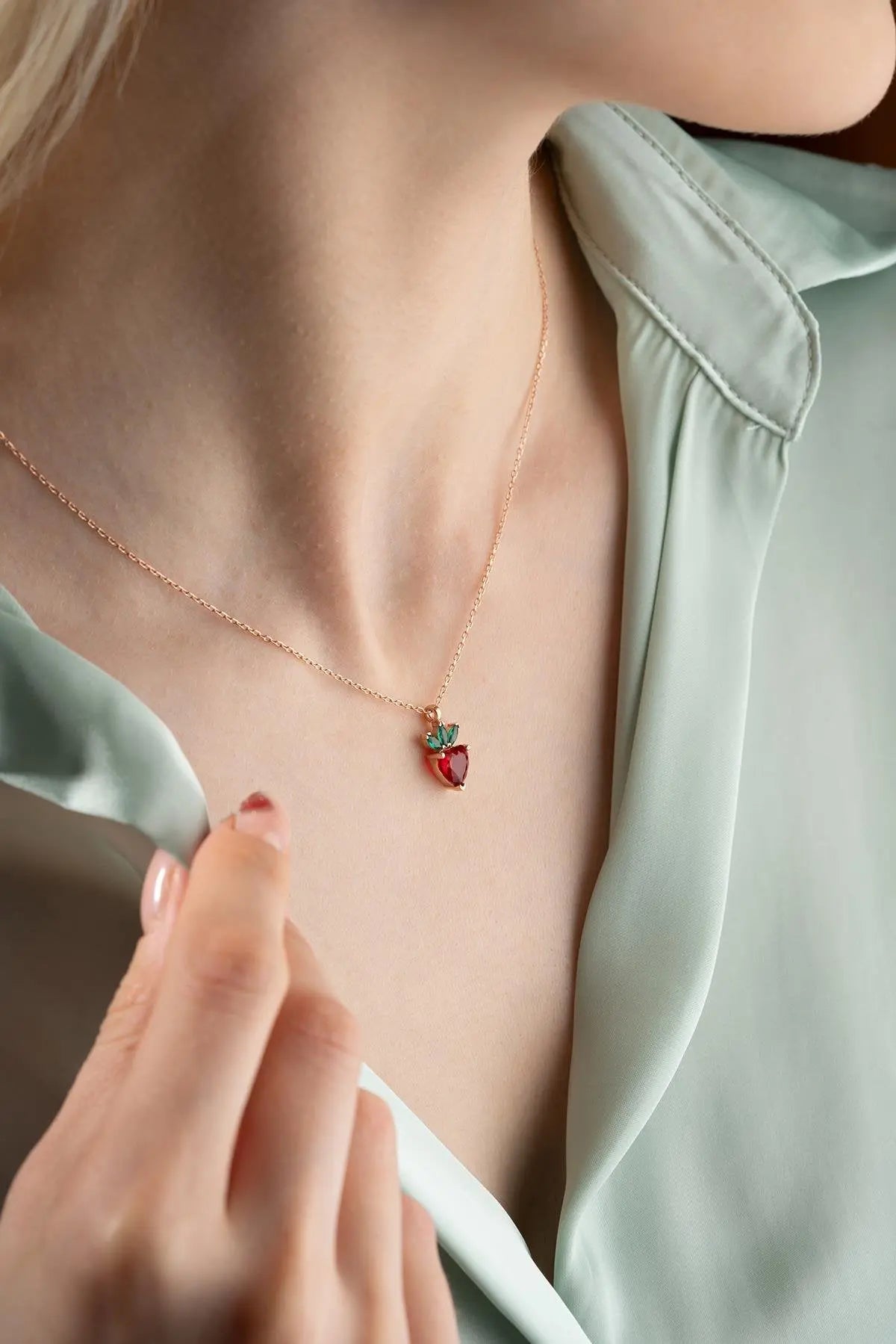 Red Zircon Stone Heart Strawberry Necklace Sterla jewelry